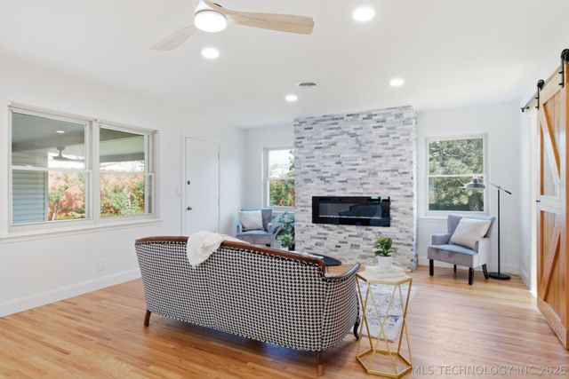 2607 S Florence Drive, Tulsa, OK 74114