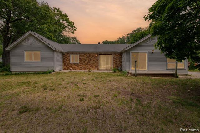 19227 Gudith Road, Trenton, MI 48183