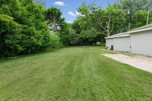 19227 Gudith Road, Trenton, MI 48183