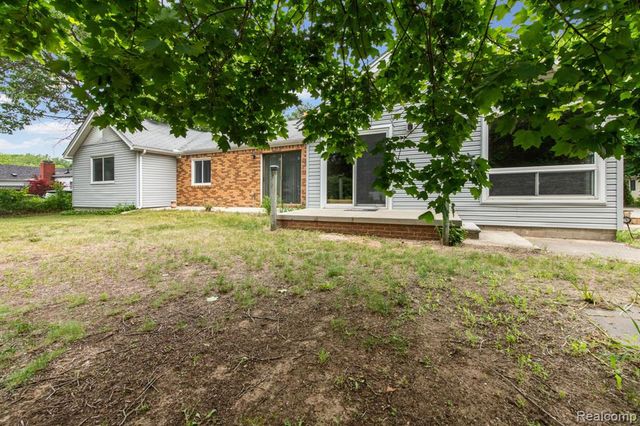 19227 Gudith Road, Trenton, MI 48183