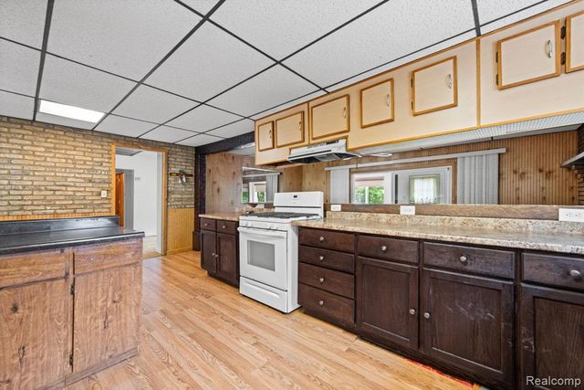 19227 Gudith Road, Trenton, MI 48183