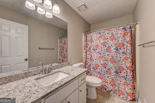 3502 Greystone Drive, Loganville, GA 30052