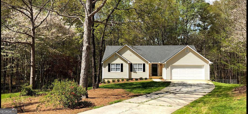 3502 Greystone Drive, Loganville, GA 30052