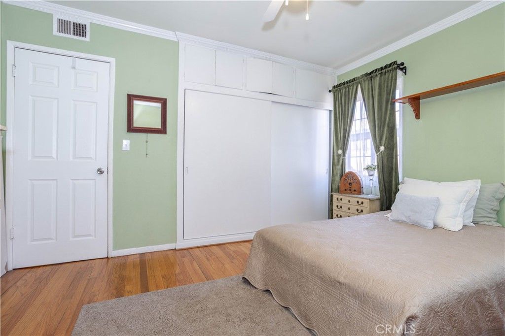 Image 17 of property listing at 12849 Montague, Pacoima, CA 91331