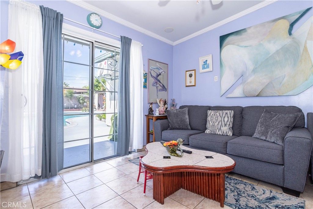 Image 6 of property listing at 12849 Montague, Pacoima, CA 91331