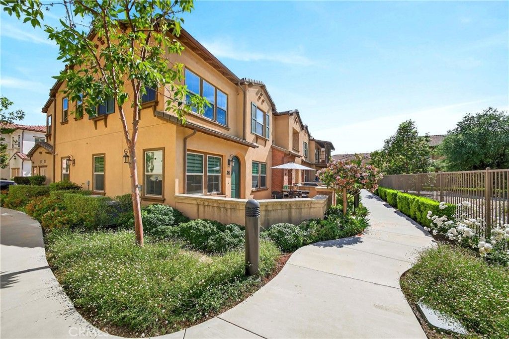 Image 7 of property listing at 341 Adalina, Brea, CA 92821