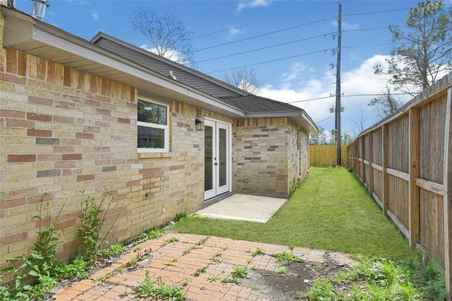 4802 Hickorygate Drive, Spring, TX 77373