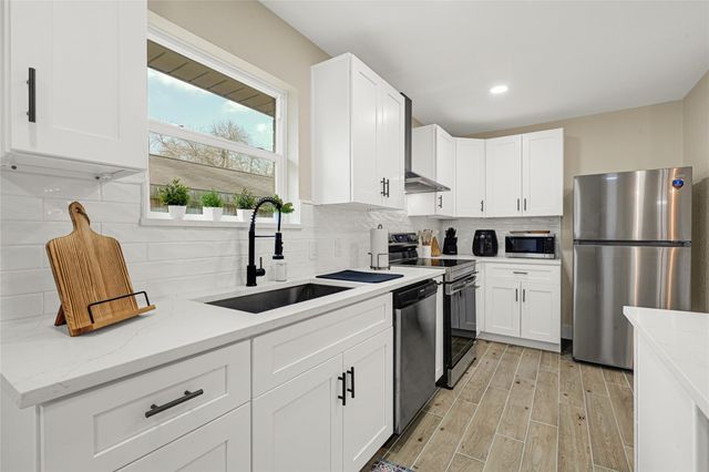 4802 Hickorygate Drive, Spring, TX 77373