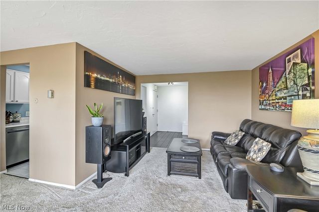 12900 Lake Avenue 809, Lakewood, OH 44107