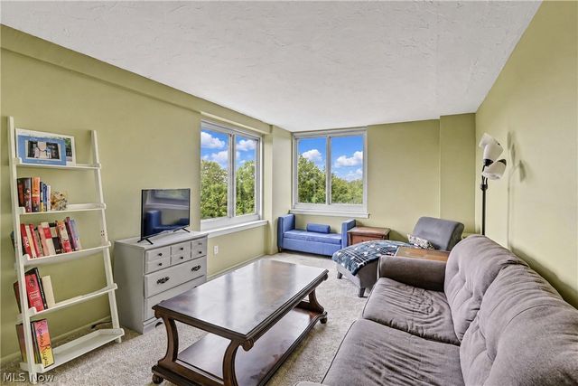 12900 Lake Avenue 809, Lakewood, OH 44107