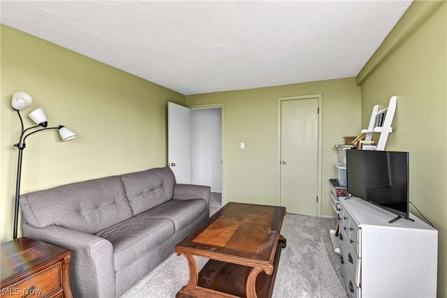 12900 Lake Avenue 809, Lakewood, OH 44107