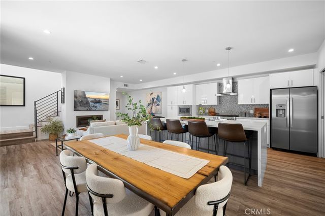 11490 Cumpston Street, North Hollywood, CA 91601