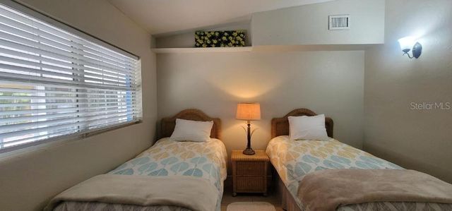 3530 SCHWALBE DRIVE, Sarasota, FL 34235