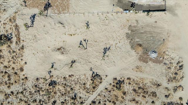 E Ave R2 Vic 130th Ste, Sun Village, CA 93543