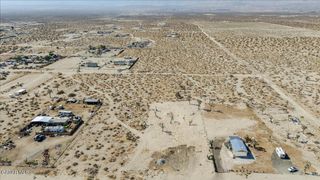 E Ave R2 Vic 130th Ste, Sun Village, CA 93543