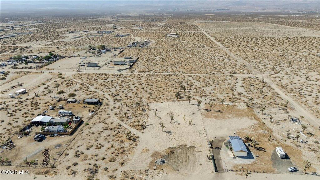 E Ave R2 Vic 130th Ste, Sun Village, CA 93543