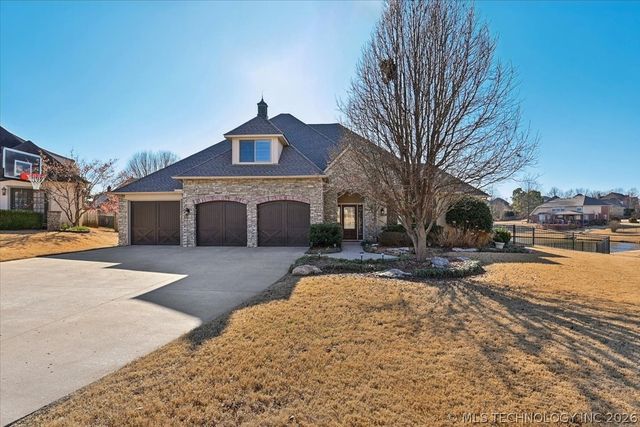 304 E 123rd Court S, Jenks, OK 74037
