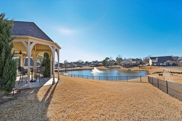 304 E 123rd Court S, Jenks, OK 74037