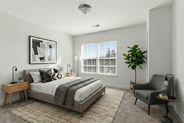 7513 Lords Chapel Dr, Nashville, TN 37211