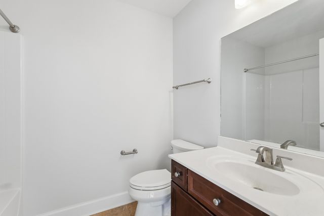 7513 Lords Chapel Dr, Nashville, TN 37211