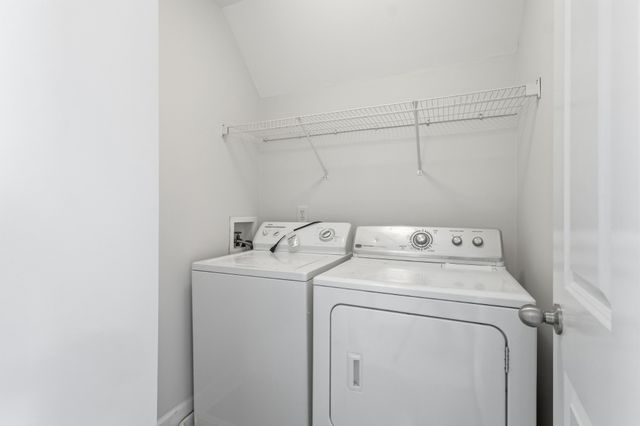 7513 Lords Chapel Dr, Nashville, TN 37211