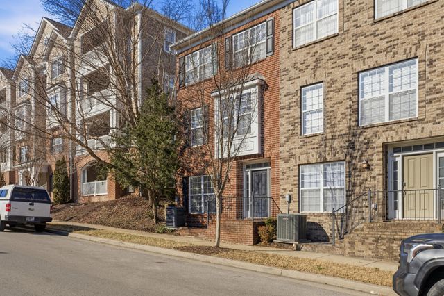 7513 Lords Chapel Dr, Nashville, TN 37211