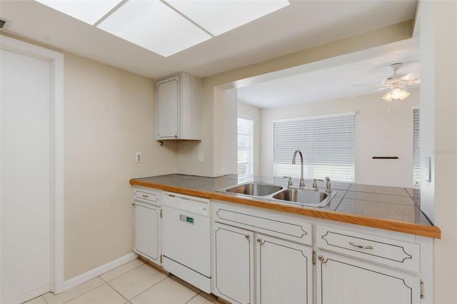 9501 45TH WAY N, Pinellas Park, FL 33782