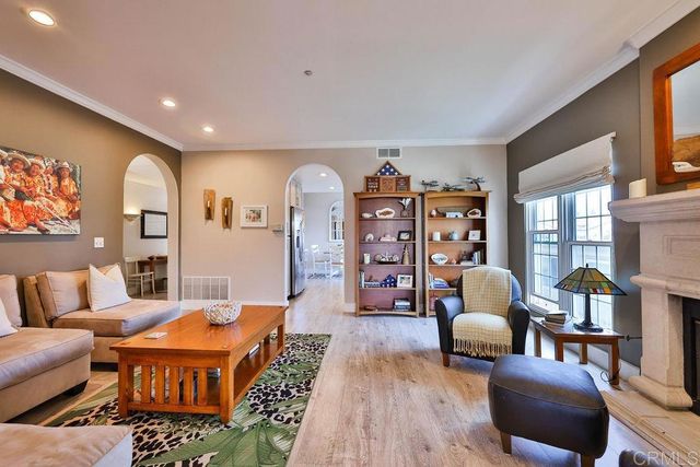 229 Orange 3, Coronado, CA 92118