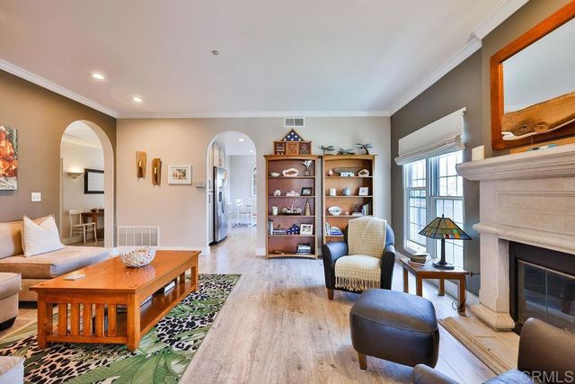 229 Orange 3, Coronado, CA 92118