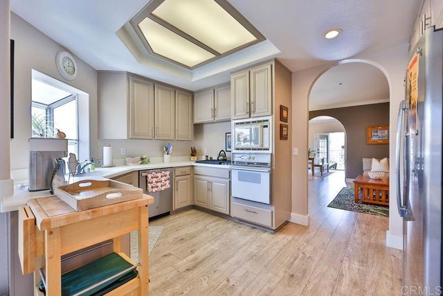 229 Orange 3, Coronado, CA 92118