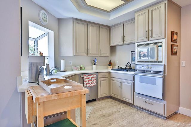 229 Orange 3, Coronado, CA 92118