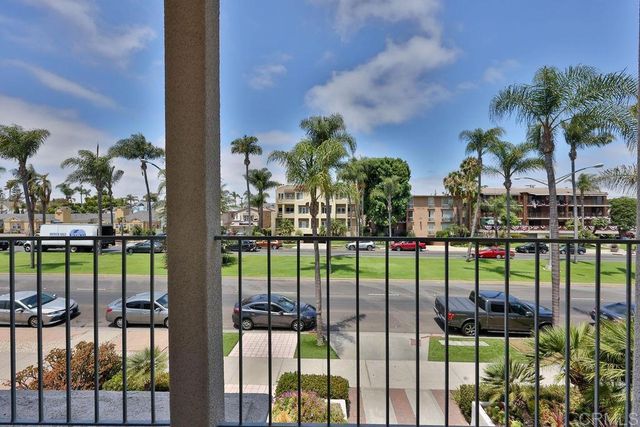 229 Orange 3, Coronado, CA 92118