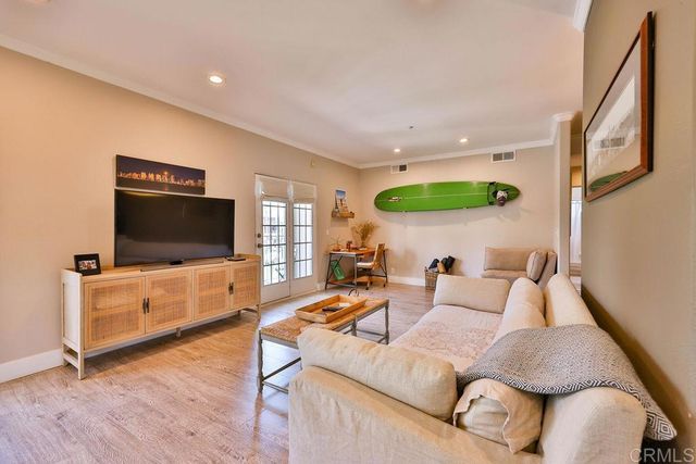 229 Orange 3, Coronado, CA 92118