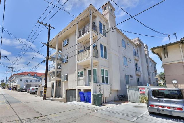 229 Orange 3, Coronado, CA 92118