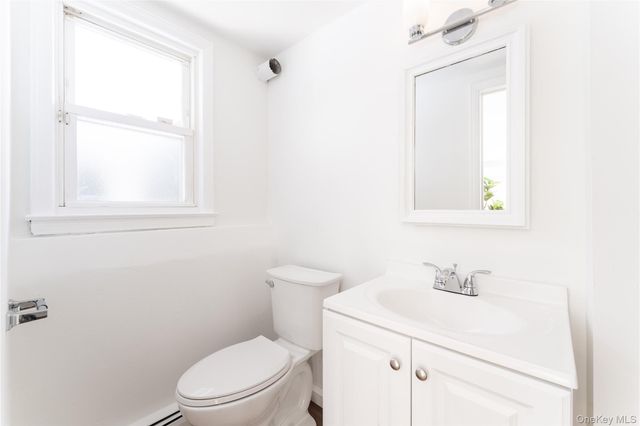 84 Russell Road, Garden City, NY 11530