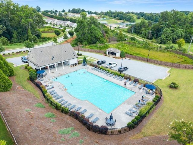 7125 Birch View Court, Flowery Branch, GA 30542