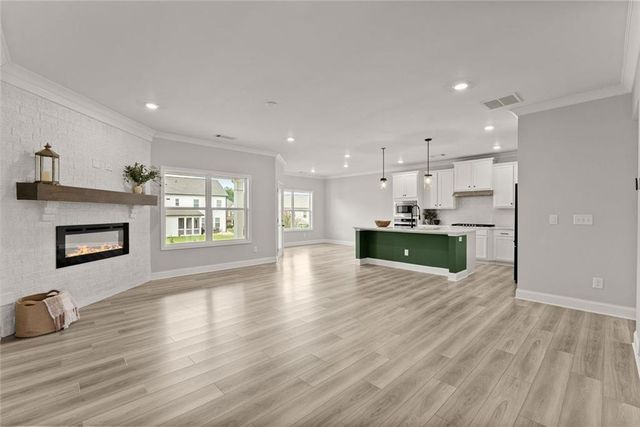 7125 Birch View Court, Flowery Branch, GA 30542