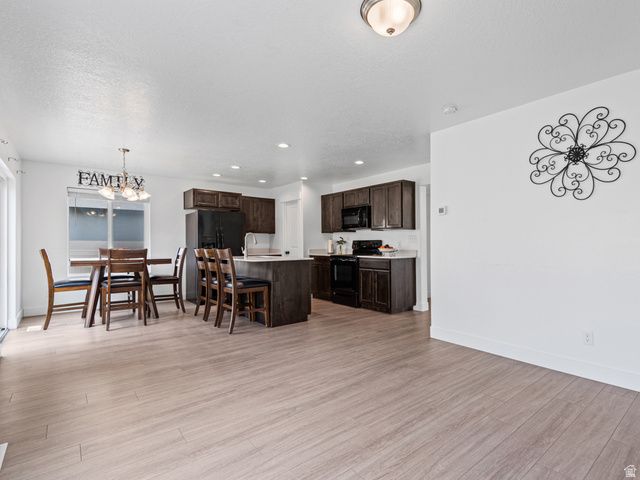 1754 S FREESTONE BLVD, Santaquin, UT 84655