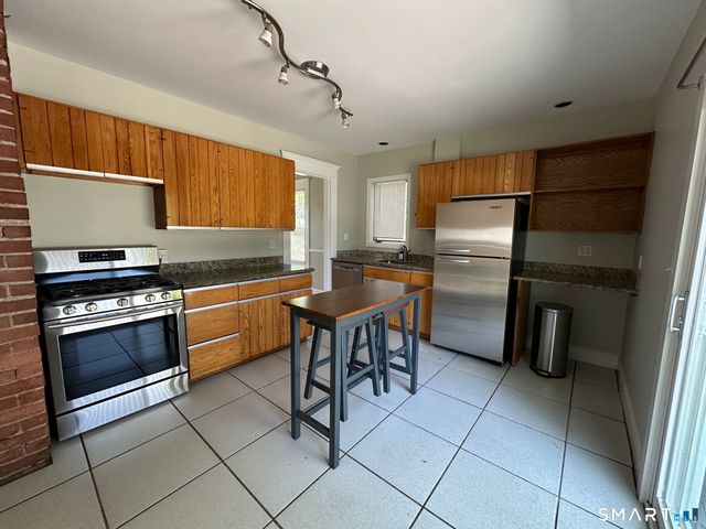 111 Russell Street, Hamden, CT 06517