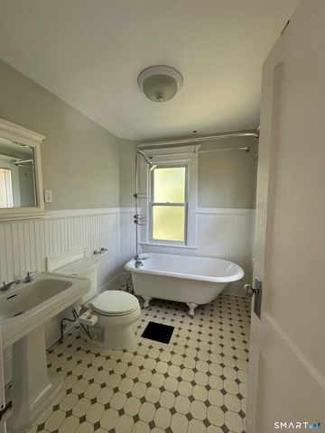 111 Russell Street, Hamden, CT 06517