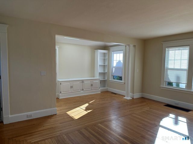 111 Russell Street, Hamden, CT 06517