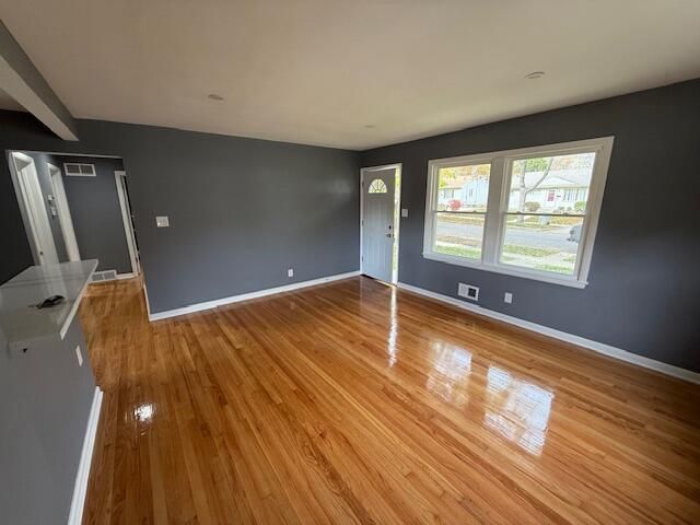 8133 W Herbert AVENUE W, Milwaukee, WI 53218