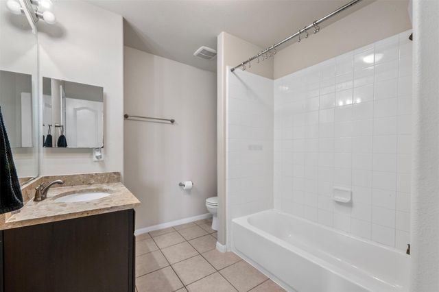 314 Gulf Winds Drive, Bacliff, TX 77518