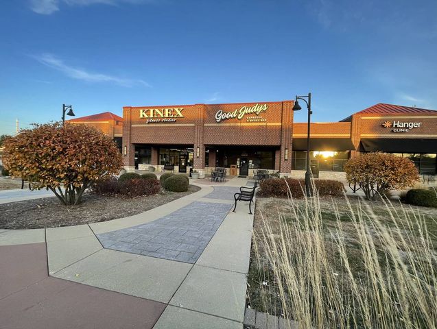 2740 Philo Road, Urbana, IL 61802