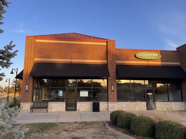 2740 Philo Road, Urbana, IL 61802