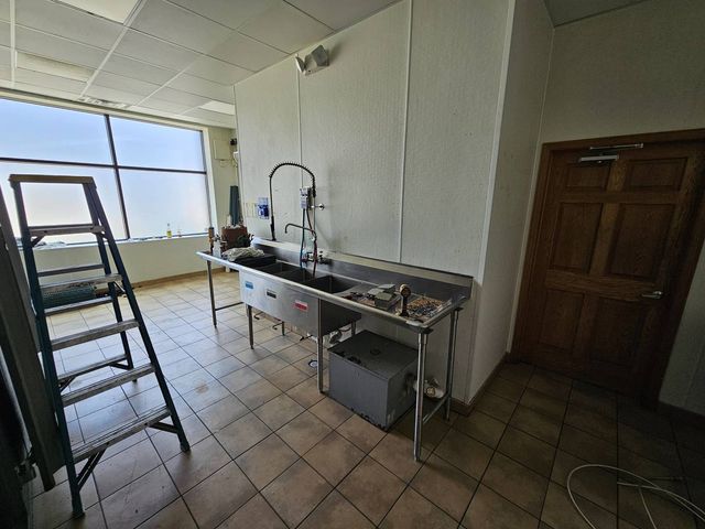 2740 Philo Road, Urbana, IL 61802