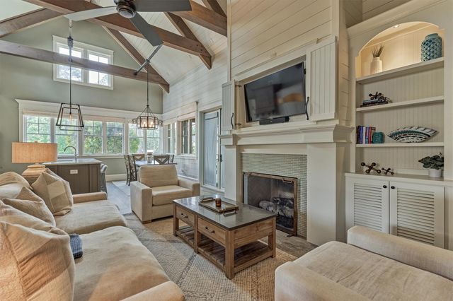 26180 Bluejack National Boulevard 5, Montgomery, TX 77316