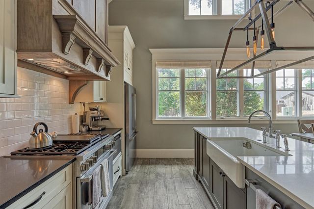 26180 Bluejack National Boulevard 5, Montgomery, TX 77316