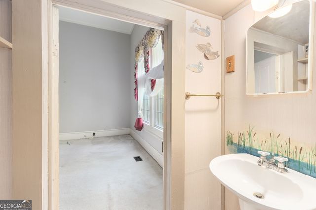 231 W Adams Street, Tennille, GA 31089