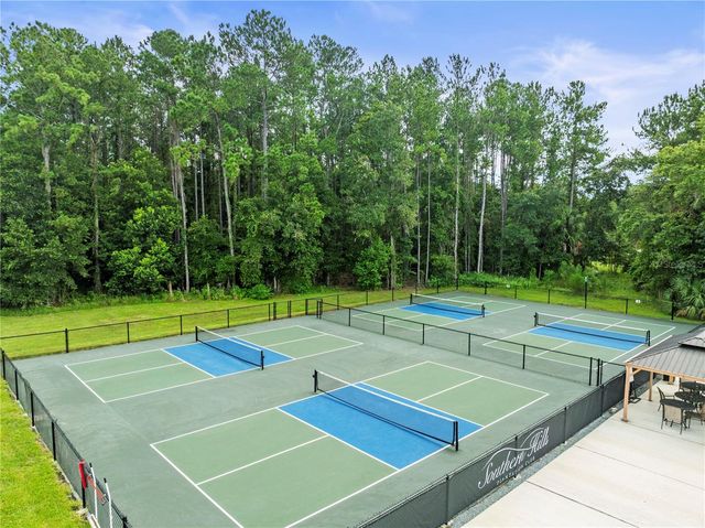 4538 MAJESTIC HILLS LOOP, Brooksville, FL 34601